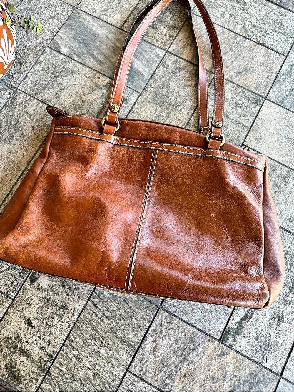 Patricia Nash Poppy Tote - Picture 3 of 11